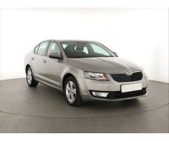 ŠKODA SUPERB COMBI 2.0TDI 140 LAURIN&K 4X4 DSG 7ST