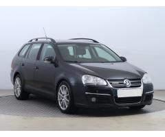 Volkswagen Golf Variant R-Line mHEV DSG Zlevněno o 16 000 Kč