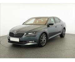 ŠKODA SUPERB COMBI 2.0TDI 140 LAURIN&K 4X4 DSG 7ST