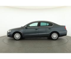 Volkswagen Passat 2.0 TDI 103kW - 4