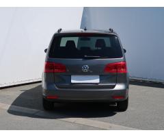 Volkswagen Touran 2.0 TDI 103kW - 6