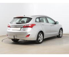 Hyundai i30 1.6 CRDi 81kW - 7