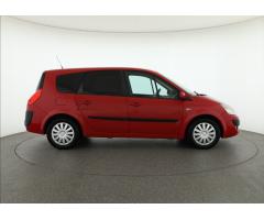 Renault Grand Scenic 1.6 16V 82kW - 8