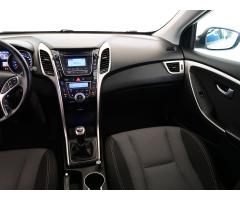 Hyundai i30 1.6 CRDi 81kW - 11