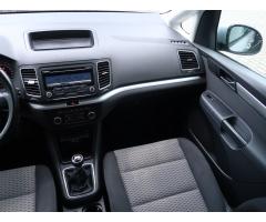 Volkswagen Sharan 2.0 TDI 103kW - 11