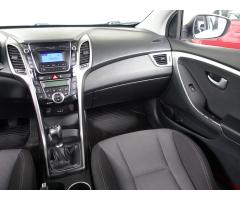 Hyundai i30 1.6 CRDi 81kW - 12