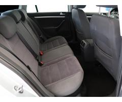 Volkswagen Golf 1.4 TSI 103kW - 13