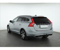 Volvo V60 D6 Plug-in Hybrid 208kW - 9