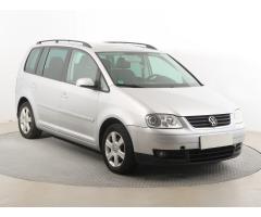 Volkswagen Touran 1.6 FSI 85kW - 1