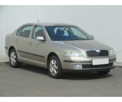 ŠKODA SUPERB COMBI 2.0TDI 140 LAURIN&K 4X4 DSG 7ST