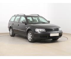 Volkswagen Passat 1.9 TDI  85kW - 1