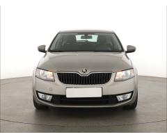 ŠKODA SUPERB COMBI 2.0TDI 140 LAURIN&K 4X4 DSG 7ST