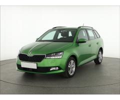 ŠKODA SUPERB COMBI 2.0TDI 140 LAURIN&K 4X4 DSG 7ST