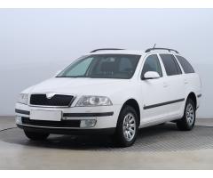 ŠKODA SUPERB COMBI 2.0TDI 140 LAURIN&K 4X4 DSG 7ST