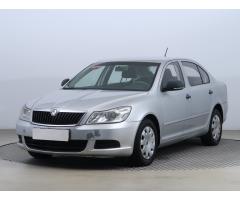 ŠKODA SUPERB COMBI 2.0TDI 140 LAURIN&K 4X4 DSG 7ST