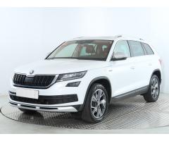 ŠKODA SUPERB COMBI 2.0TDI 140 LAURIN&K 4X4 DSG 7ST