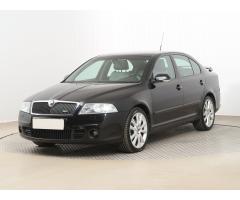 ŠKODA SUPERB COMBI 2.0TDI 140 LAURIN&K 4X4 DSG 7ST