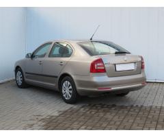 ŠKODA SUPERB COMBI 2.0TDI 140 LAURIN&K 4X4 DSG 7ST