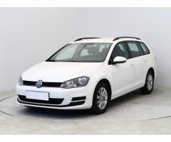 Volkswagen Golf Variant R-Line mHEV DSG Zlevněno o 16 000 Kč