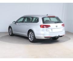 Volkswagen Passat 1.6 TDI 88kW - 5