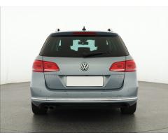 Volkswagen Passat 2.0 TDI 103kW - 6