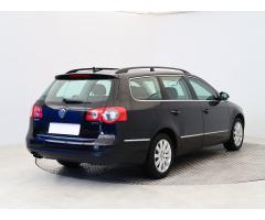 Volkswagen Passat 2.0 TDI 103kW - 7