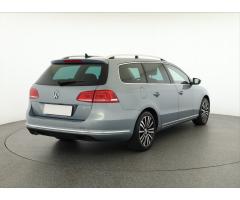 Volkswagen Passat 2.0 TDI 103kW - 7