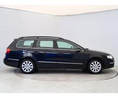 Volkswagen Passat 2.0 TDI 103kW - 8