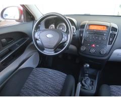 Kia Cee`d 1.4 CVVT 80kW - 9