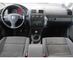 Volkswagen Touran 1.6 FSI 85kW - 10