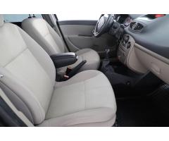 Renault Clio 1.2 16V  55kW - 10