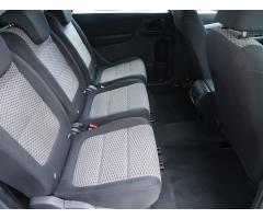 Volkswagen Sharan 2.0 TDI 103kW - 13