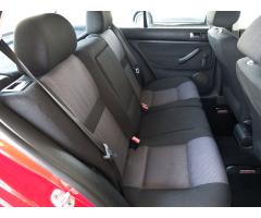 Volkswagen Golf 1.6 16V 77kW - 14