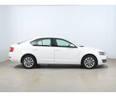 Škoda Octavia 1.6 TDI 81kW - 8