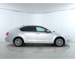 Škoda Octavia 1.6 TDI 77kW - 8