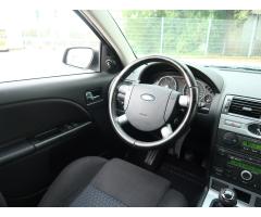 Ford Mondeo 2.2 TDCi 114kW - 9