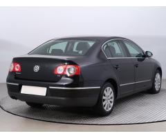 Volkswagen Passat 1.9 TDI 77kW - 7