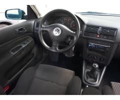 Volkswagen Golf 1.6 74kW - 9