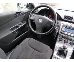 Volkswagen Passat 1.9 TDI 77kW - 9