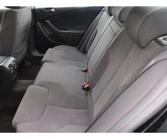 Volkswagen Passat 1.9 TDI 77kW - 15