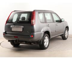 Nissan X-Trail 2.2 dCi 100kW - 7