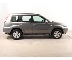 Nissan X-Trail 2.2 dCi 100kW - 8