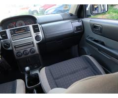 Nissan X-Trail 2.2 dCi 100kW - 11