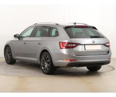 Škoda Superb 2.0 TDI 140kW - 5