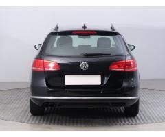 Volkswagen Passat 2.0 TDI 103kW - 6