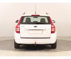 Kia Cee`d 1.4 CVVT 80kW - 6