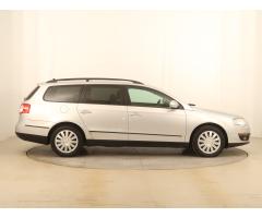 Volkswagen Passat 1.6 TDI 77kW - 8