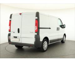 Renault Trafic 2.0 dCi 84kW - 8