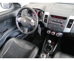 Peugeot 4007 2.2 HDI 115kW - 9