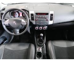 Peugeot 4007 2.2 HDI 115kW - 10